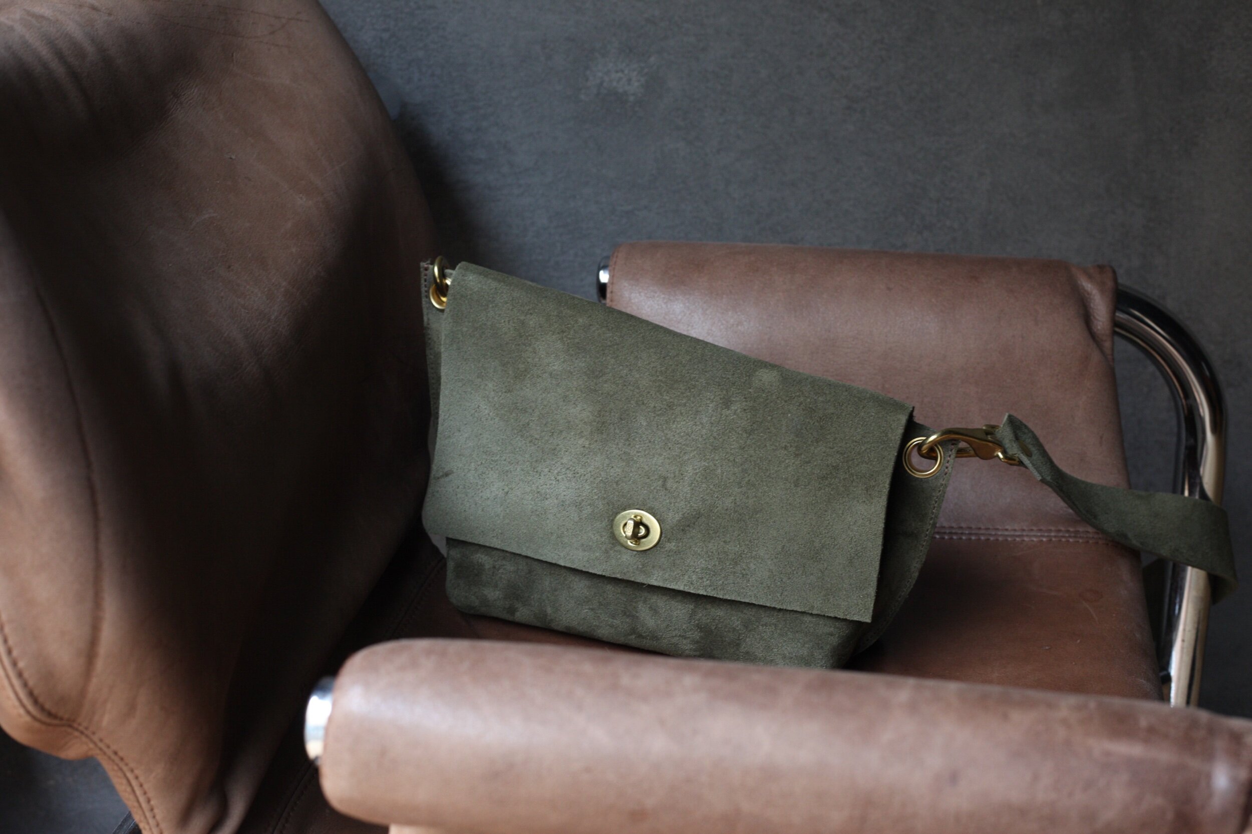 C5931367-C459-4F0B-80D3-76C5BF458361