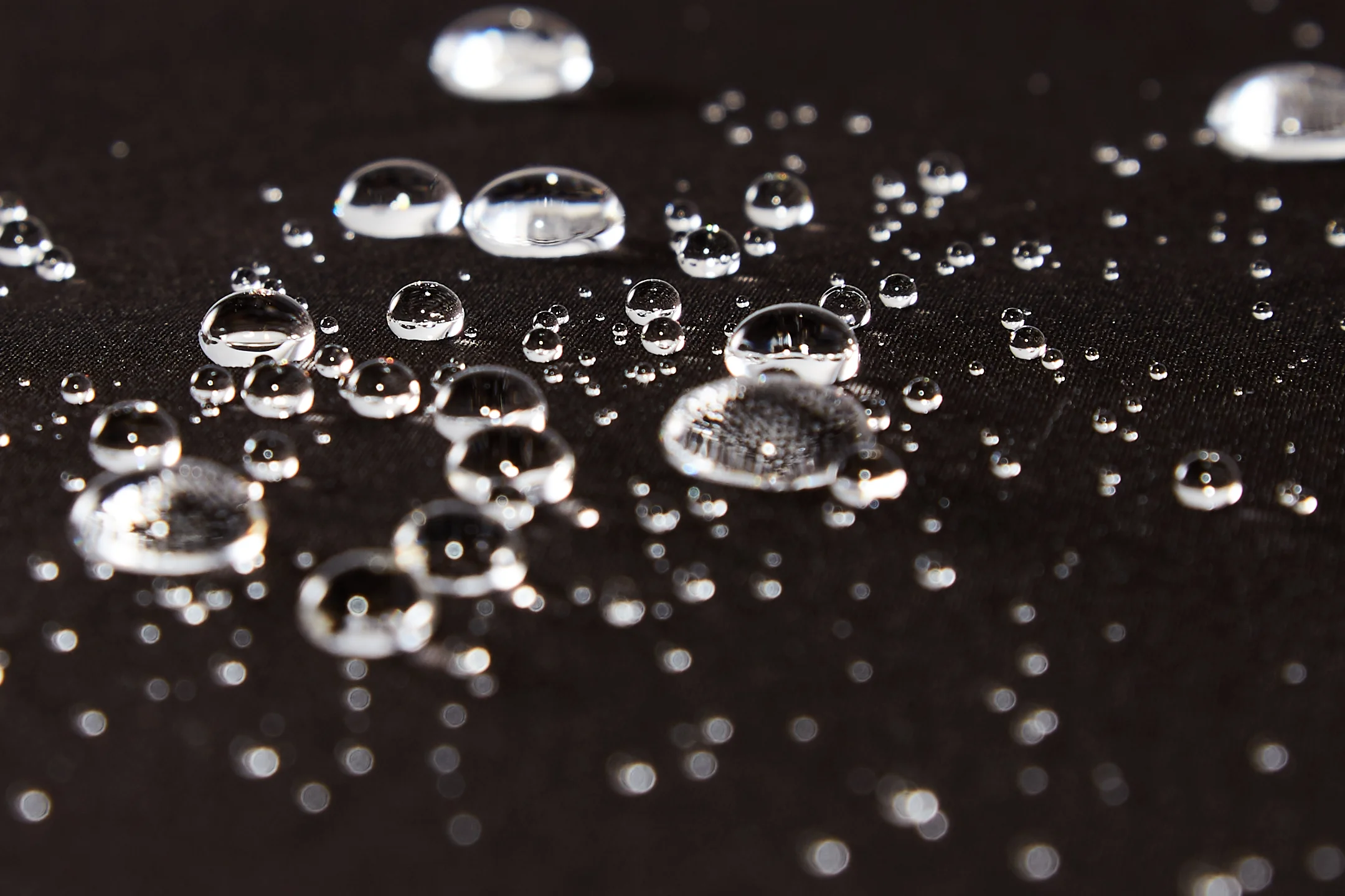 black_poly_spandex_water_014.jpg