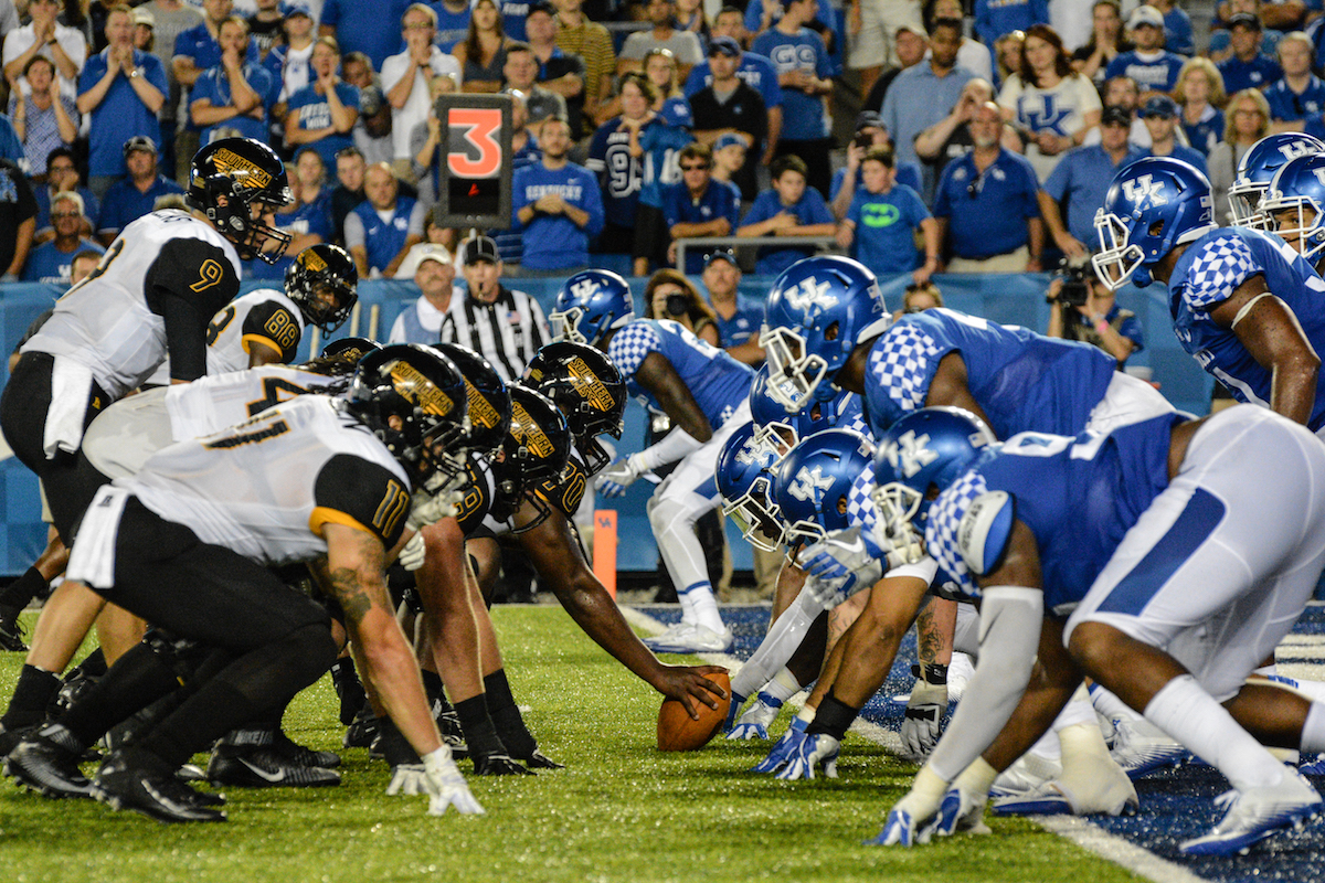 Line_of_scrimmage.jpg