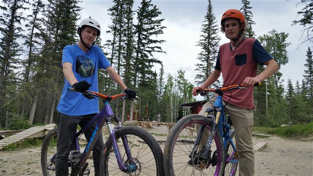 Local youth showcase the Hinton Bike Park on Radio-Canada.ca
