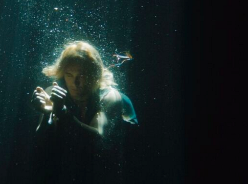 franco under water.png