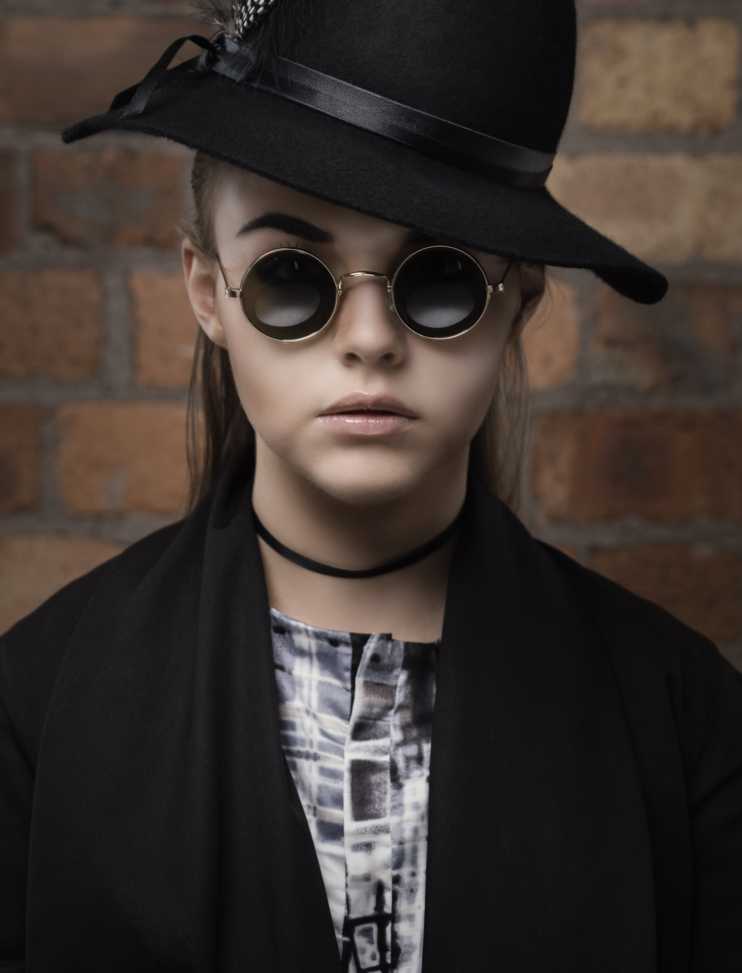 zaramia-ava-zaramiaava-leeds-fashion-designer-ethical-sustainable-glasses-versatile-drape-wrap-top-wrap-top-jacket-mio-black-white-grey-styling-hat-studio-womenswear-photoshoot-7