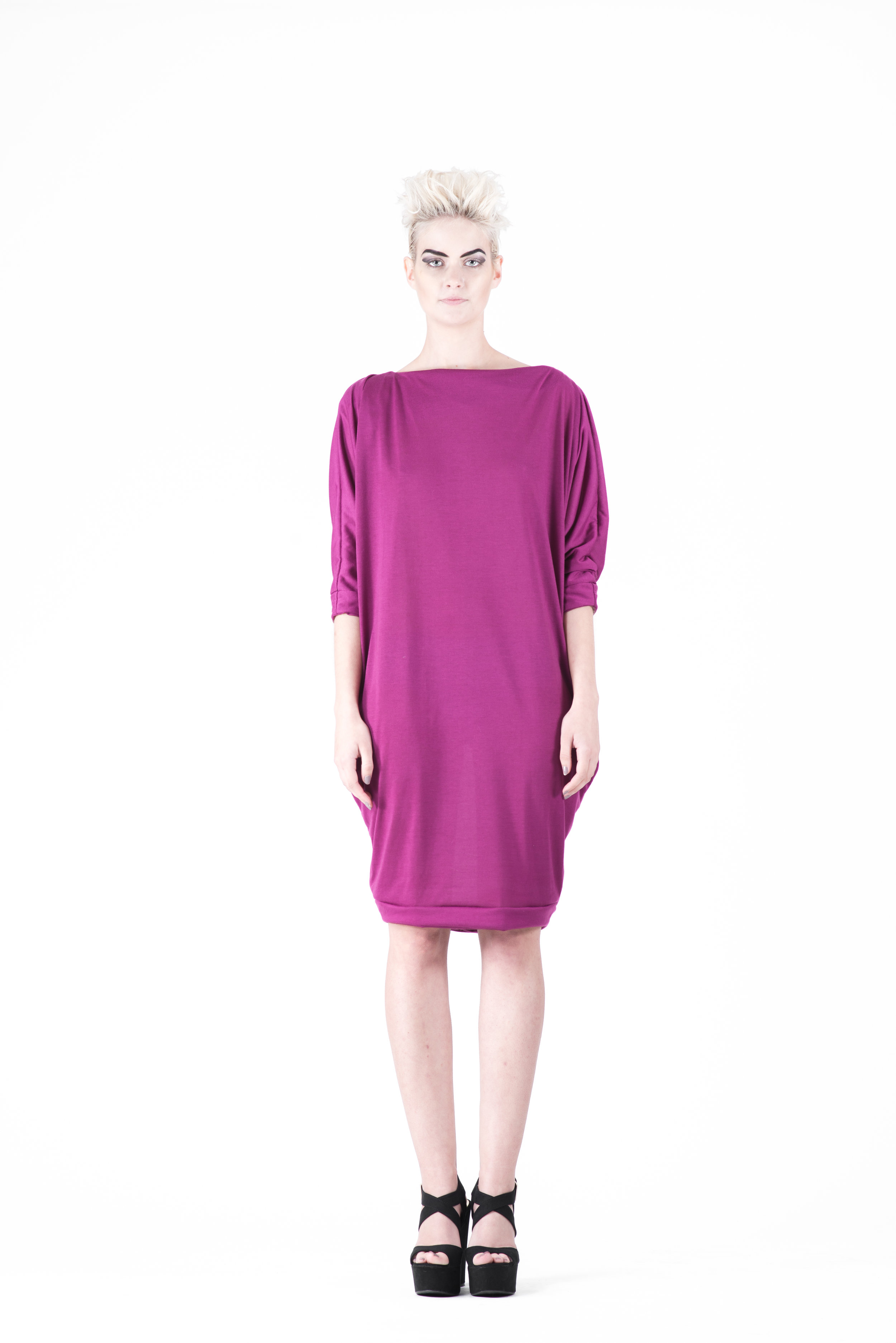 zaramia-ava-zaramiaava-leeds-fashion-designer-ethical-sustainable-tailored-minimalist-ayaka-magenta-dress-versatile-drape-cowl-styling-womenswear-models-photoshoot-30