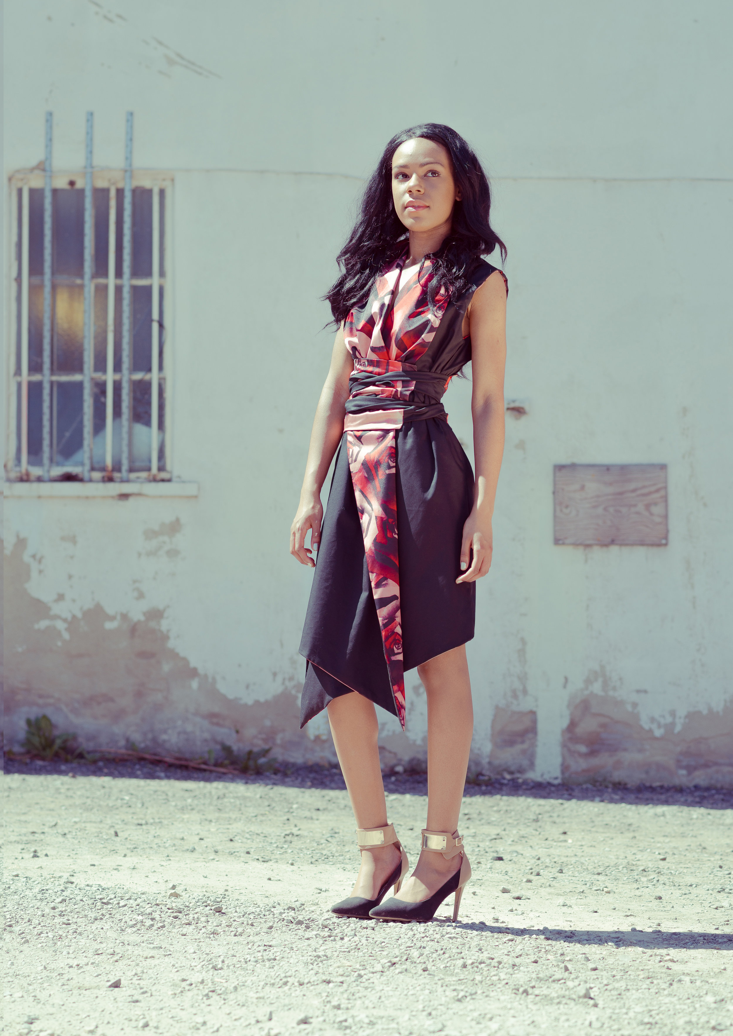 zaramia-ava-zaramiaava-leeds-fashion-designer-ethical-sustainable-tailored-minimalist-emi-red-print-black-jacket-belt-point-skirt-versatile-drape-cowl-styling-womenswear-models--2