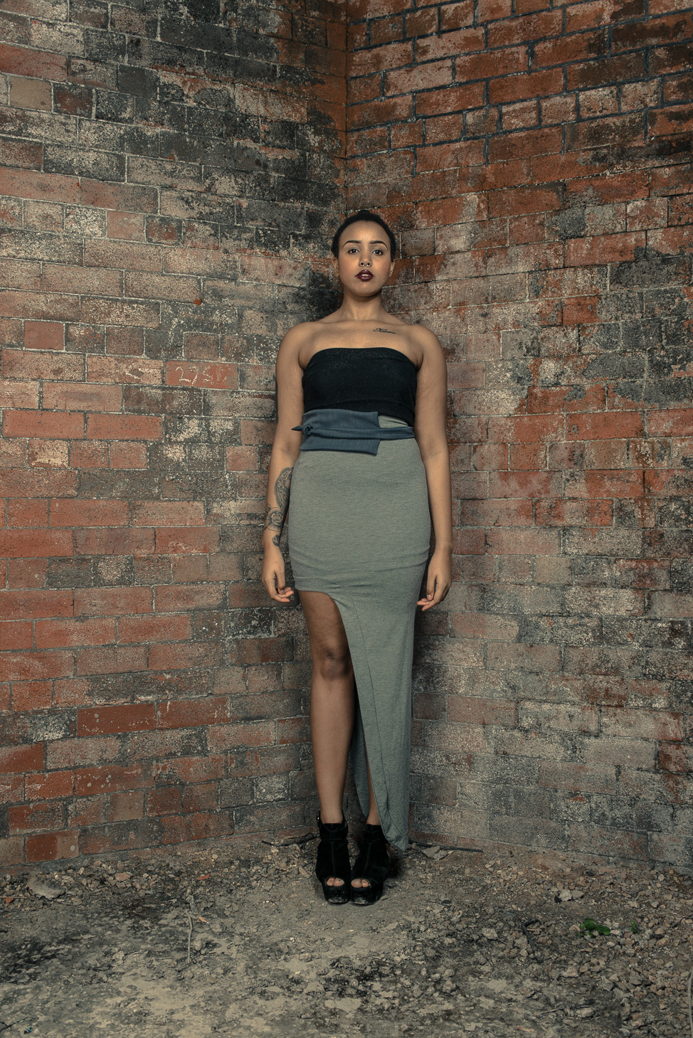 zaramia-ava-zaramiaava-leeds-fashion-designer-ethical-sustainable-tailored-minimalist-skirt-bandeau-maxi-versatile-drape-grey-bodysuit-black-obi-belt-wrap-cowl-styling-womenswear-models-photoshoot-32