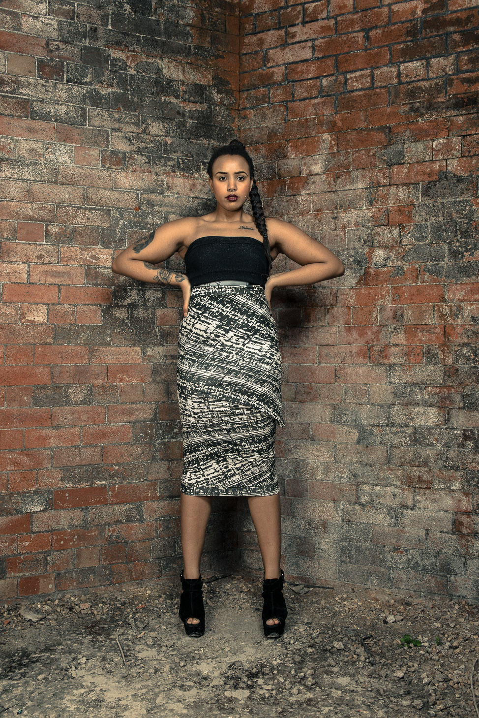 zaramia-ava-zaramiaava-leeds-fashion-designer-ethical-sustainable-tailored-minimalist-skirt-print-bandeau-maxi-versatile-drape-grey-bodysuit-black-obi-belt-wrap-cowl-styling-womenswear-models-35