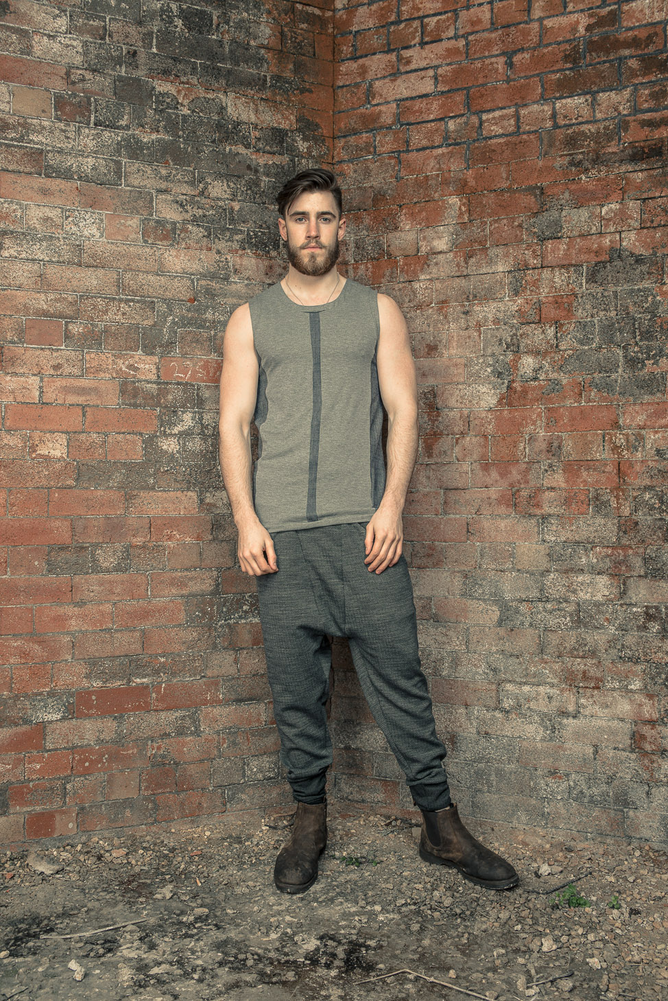 zaramia-ava-zaramiaava-leeds-fashion-designer-ethical-sustainable-tailored-minimalist-stripe-fitted-versatile-drape-grey-tshirt-top-vest-hareem-trousers-black-grey-texture-styling--7