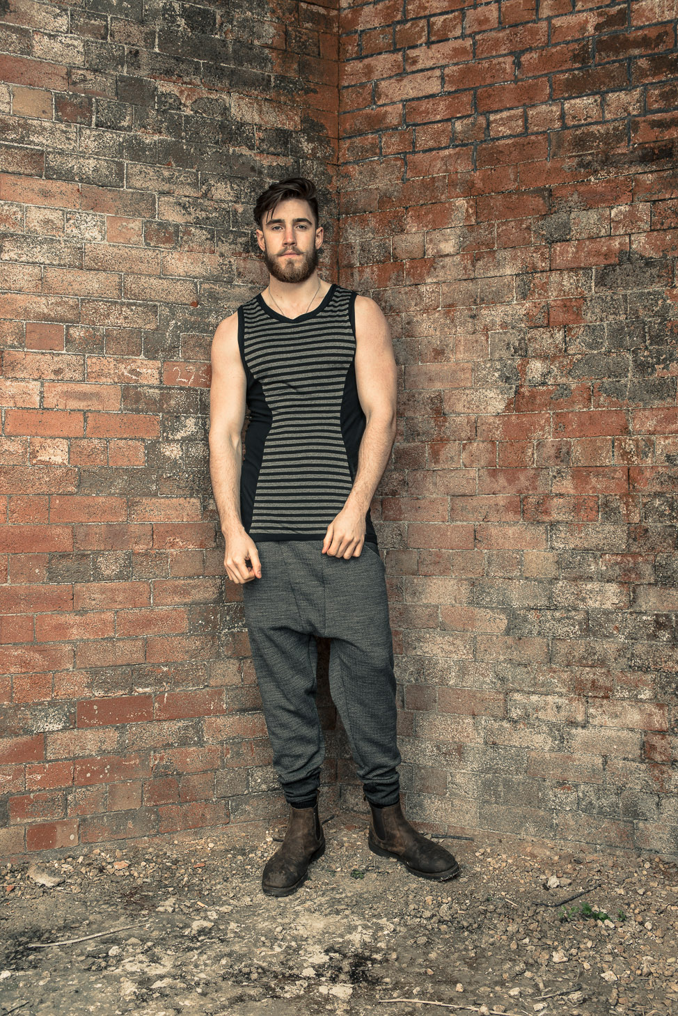 zaramia-ava-zaramiaava-leeds-fashion-designer-ethical-sustainable-tailored-minimalist-stripe-fitted-versatile-drape-grey-tshirt-top-vest-hareem-trousers-black-grey-texture-styling--9