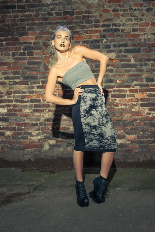 zaramia-ava-zaramiaava-leeds-fashion-designer-ethical-sustainable-tailored-minimalist-versatile-drape-bodysuit-bandeau-skirt-midi-panels-print-belt-styling-womenswear-model-photoshoot--60