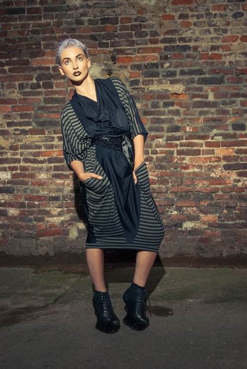 zaramia-ava-zaramiaava-leeds-fashion-designer-ethical-sustainable-tailored-minimalist-versatile-drape-wrap-dress-cowl-bodysuit-aya-midi-panels-print-belt-styling-womenswear-model-photoshoot--81