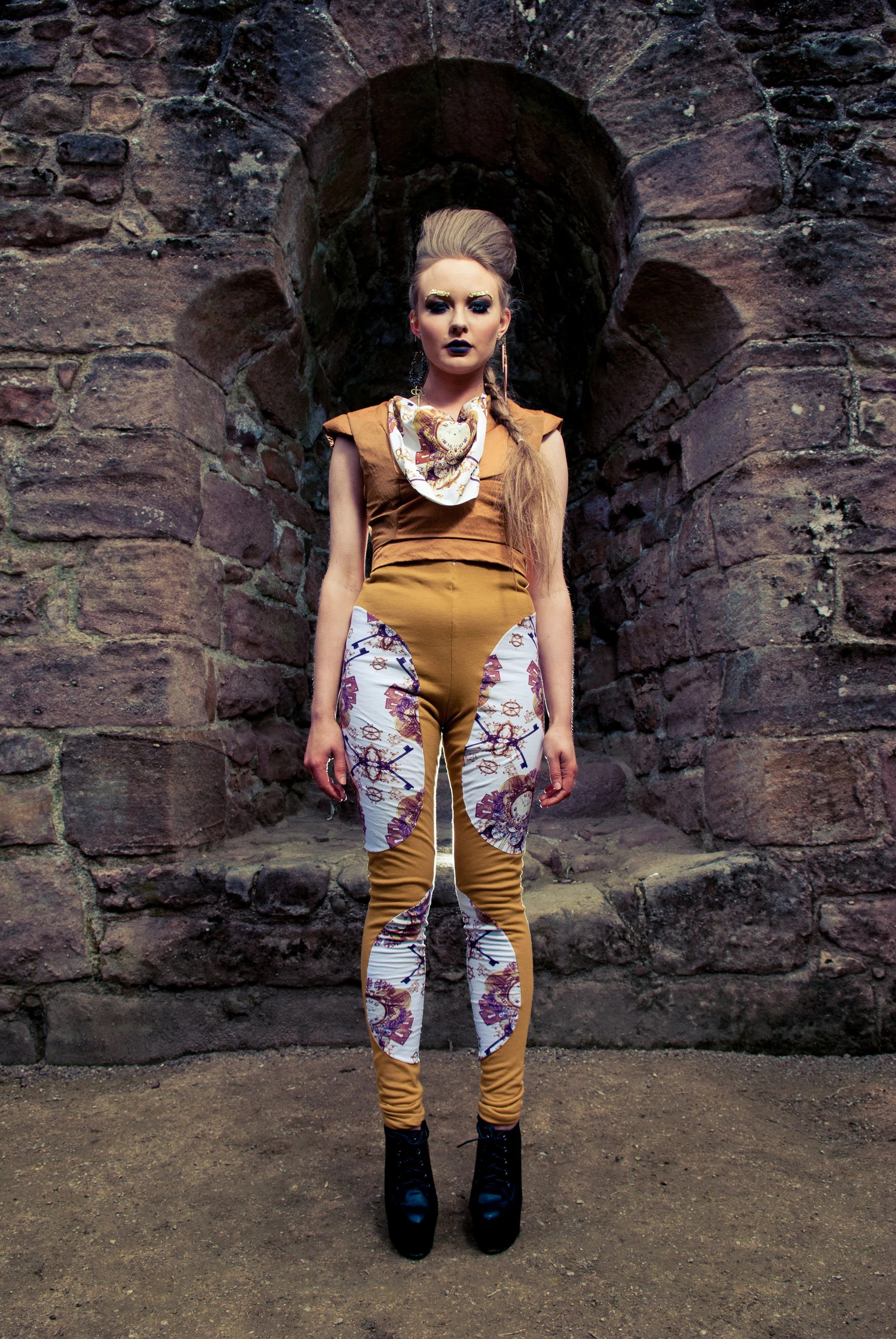 zaramia-ava-zaramiaava-leeds-fashion-designer-ethical-sustainable-tailored-minimalist-versatile-drape-wrap-top-cowl-bodysuit-bandeau-skirt-padding-jumpsuit-panels-print-cape-belt-styling-womenswear-8