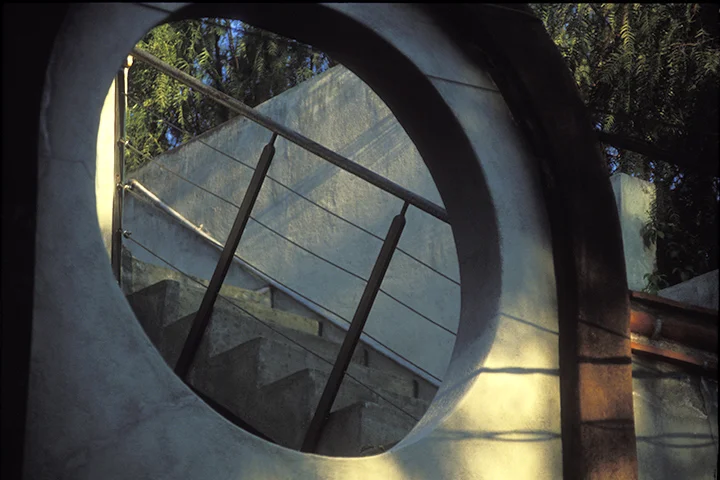 3circle stair5x7.jpg