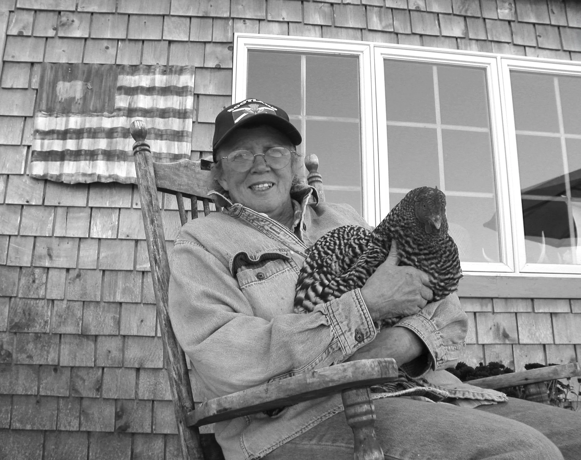 2deedy:gertie:B:Wflat copy.jpg