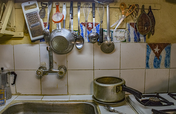 72kitchen S&R apartment.jpg