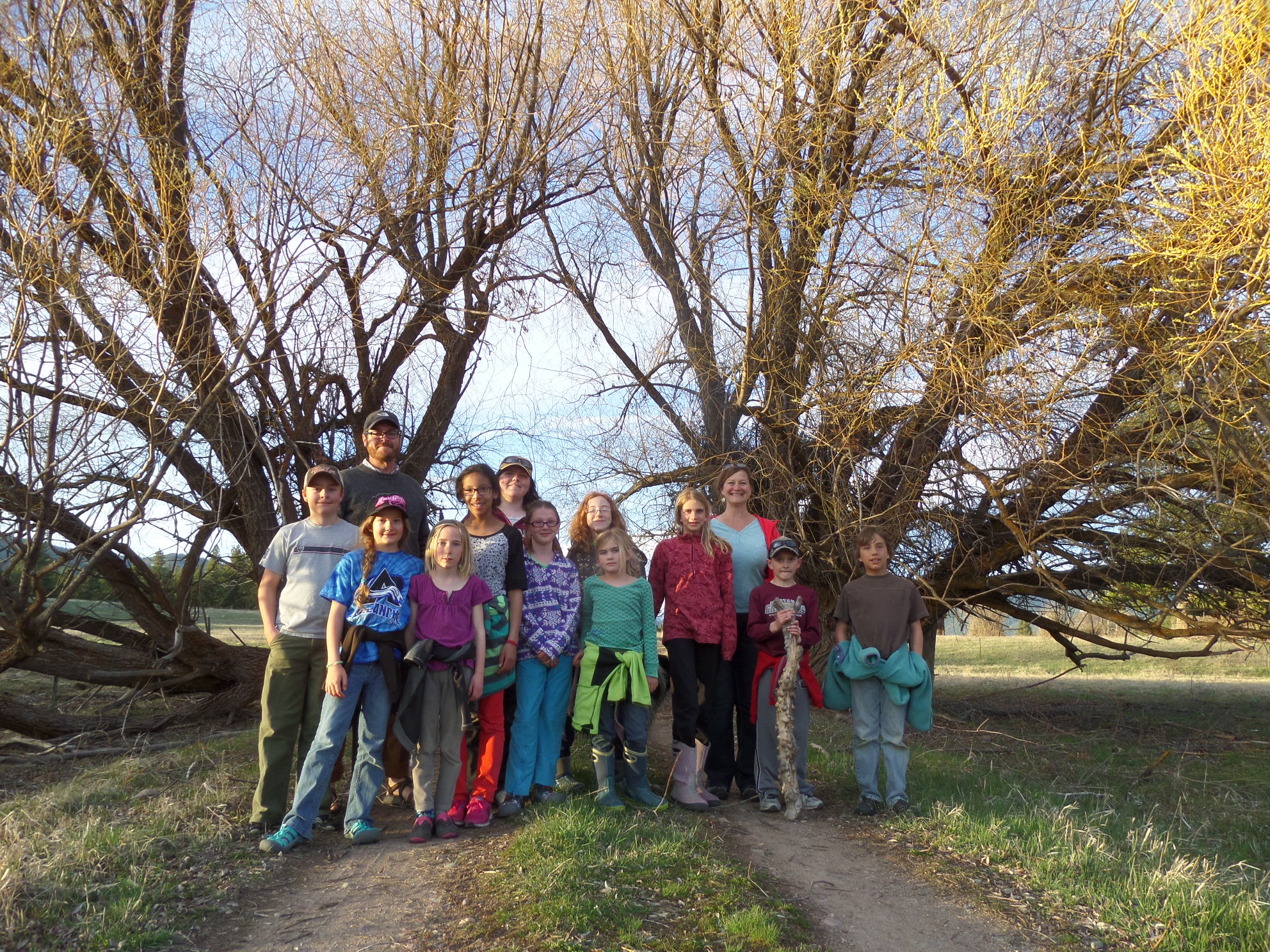 Students and teachers of the Ovando School on their overnight field trip to Upsata Lake.