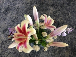This is the most recent bouquet I put together on the fly. All it took was 5 minutes to cut the flowers and away we went with our thank you offering for a dinner with friends.