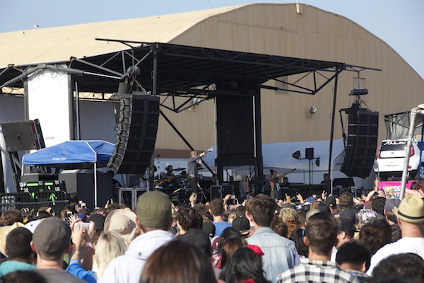 the only crappy photo I could get of Linkin Park thanks to how insane security got during their set. 