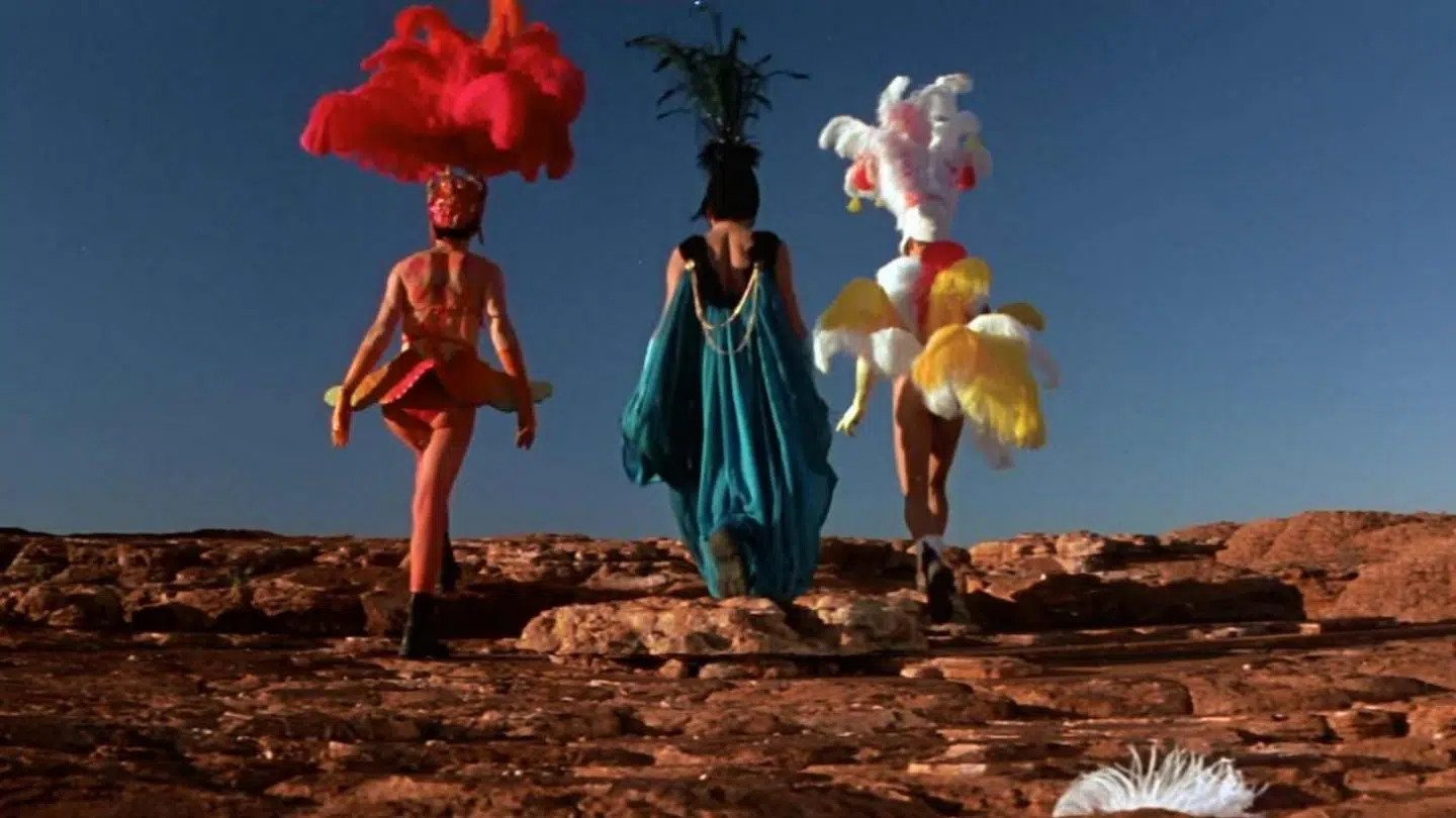 The Adventures of Priscilla: Queen of the Desert ***** (1994, Hugo