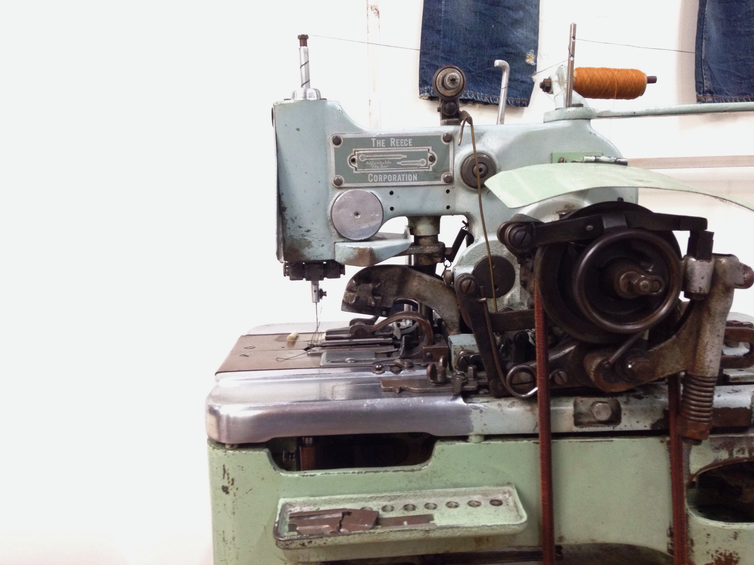 Key hole machine.