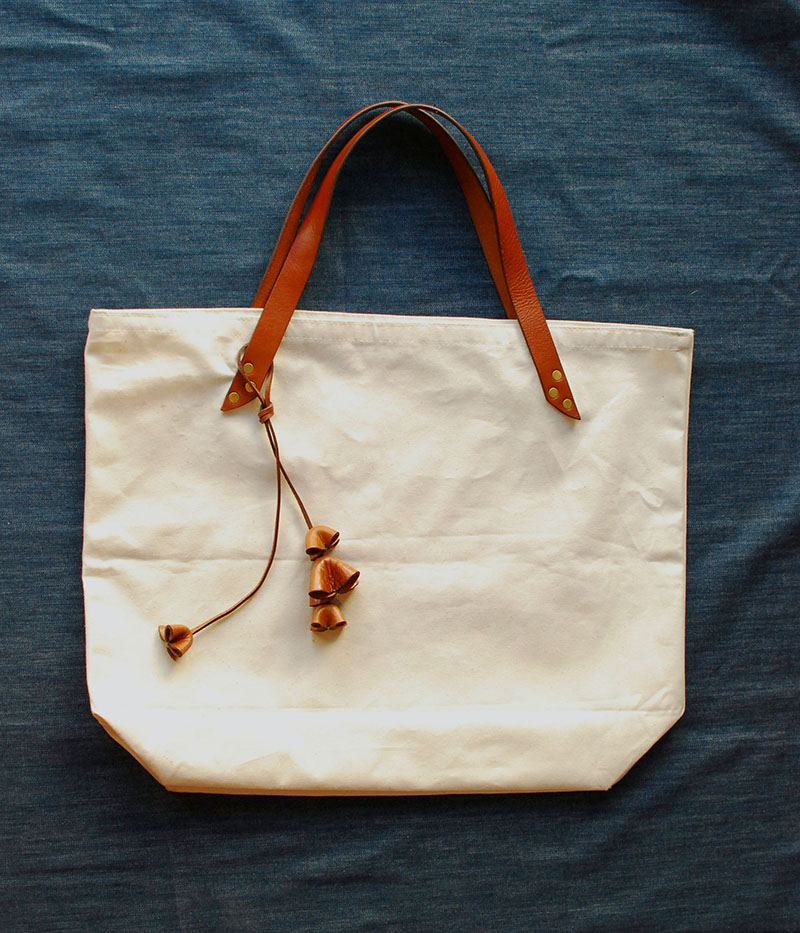 We have long stocked De Palma leather goods and have mainly stuck with belts. This season we have added these beautiful bags in natural and charcoal. Made in San Diego, we have long loved Brian's refined taste in leather as you can see through these leather florettes.