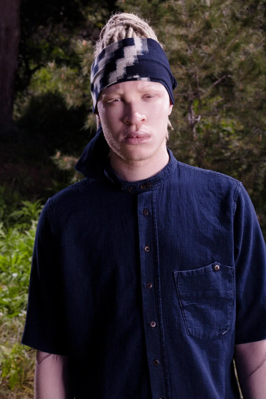 Matias tab indigo shirt Present.jpg