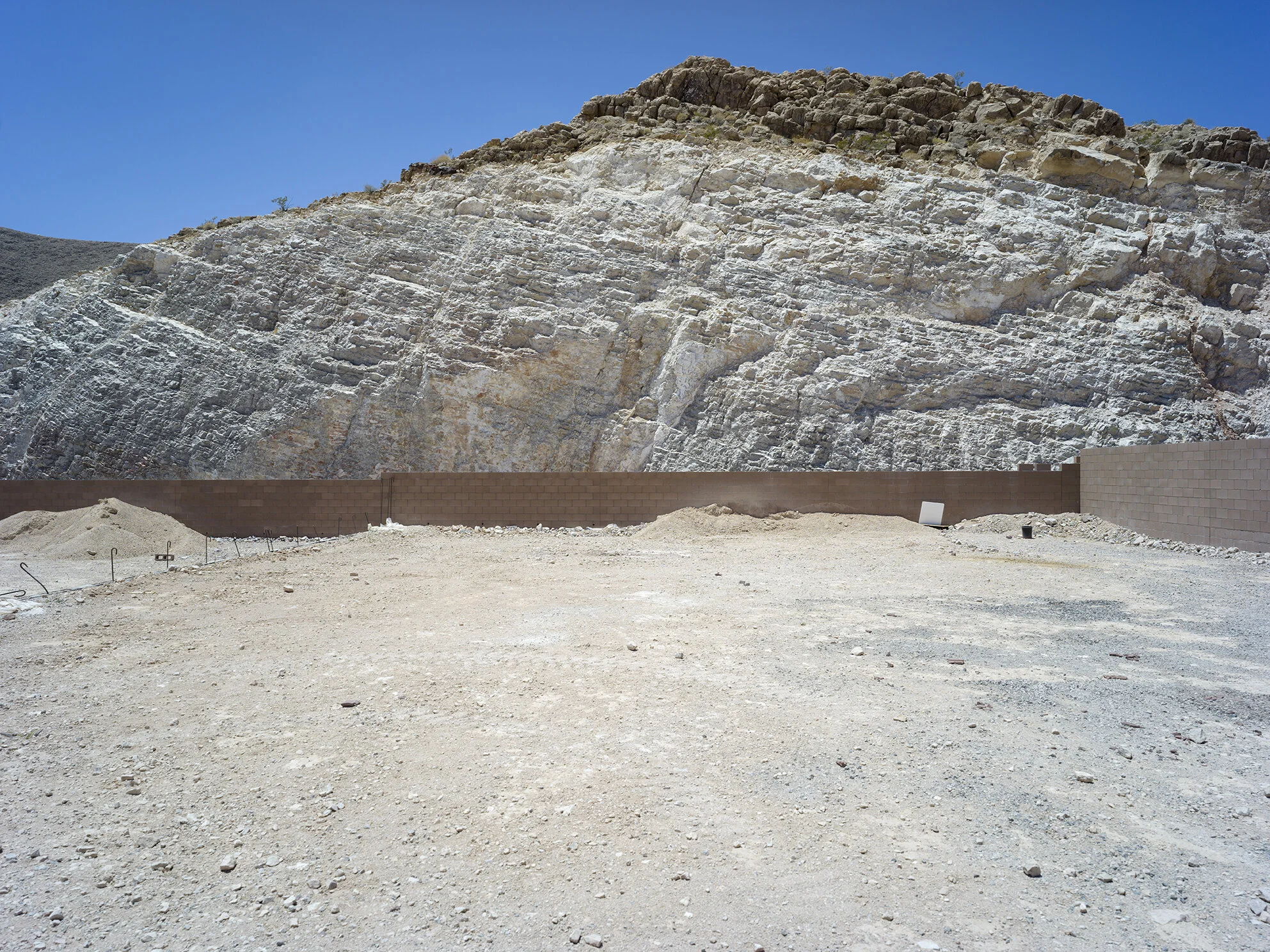 Las Vegas Lot and Wall with Mountain Behind_web.jpg