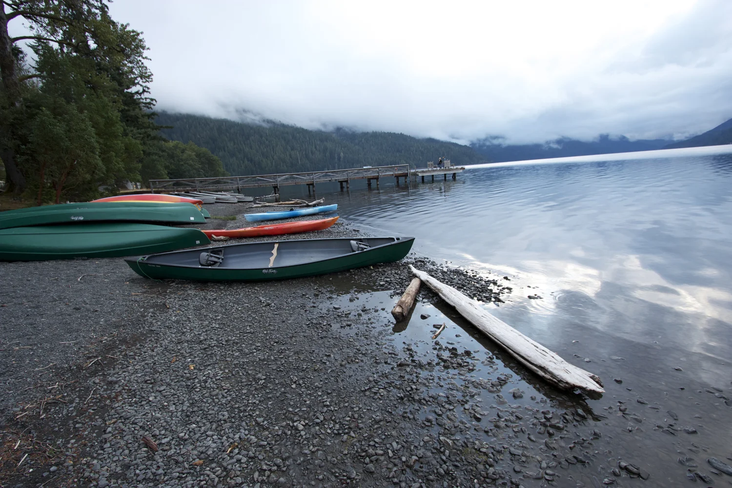 Lake Crescent Lodge canoes