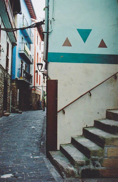st+sebasitian+alley.jpg