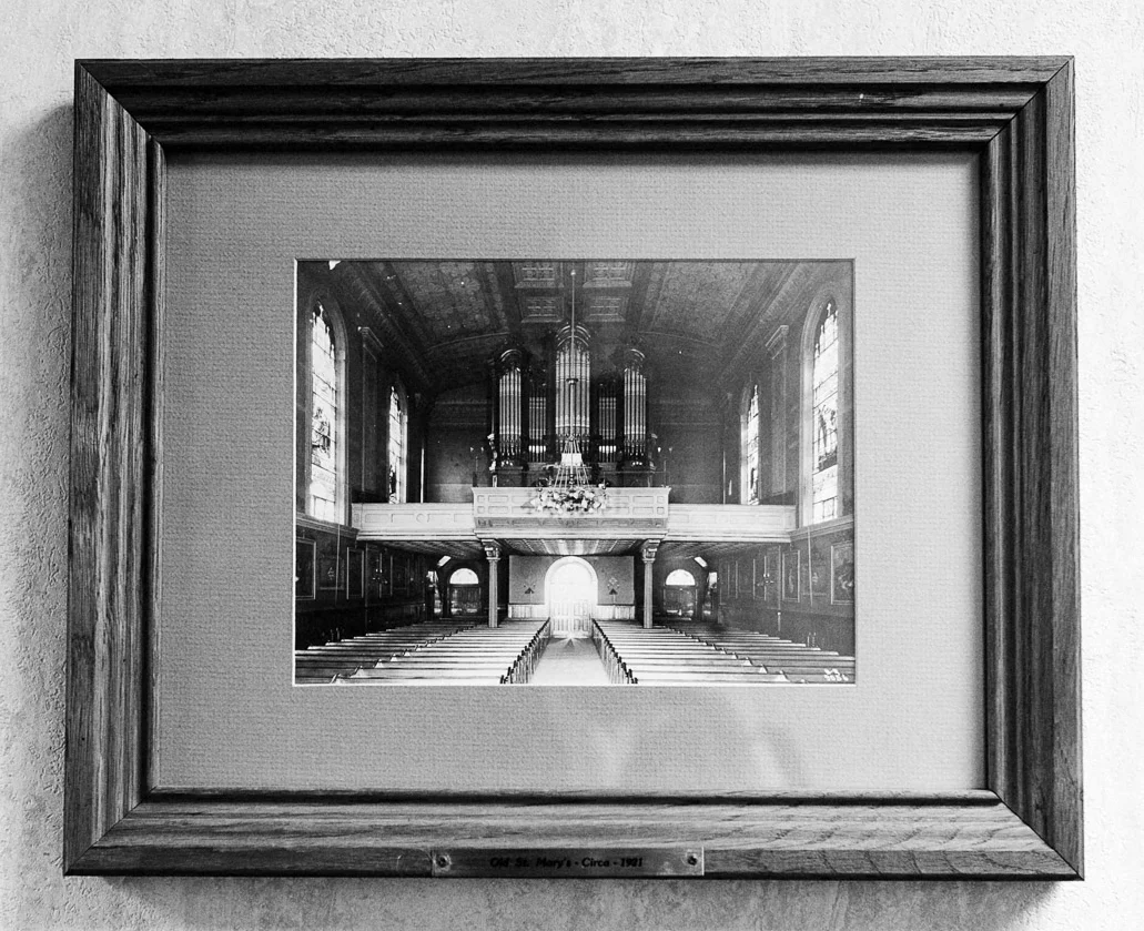 14061_101114_431BW.jpg