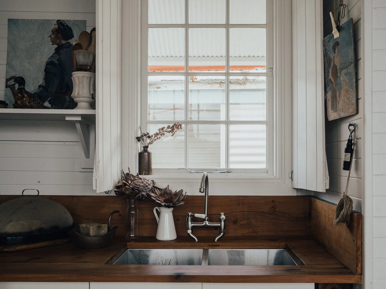 Travel_Australia_Guide_Weekend_Destination_Hotel_Airbnb_Inique_Shack_Cabin_Beach_Tasmania_Captains Rest_Sarah Andrews_TAS_Strahan_Pauline Morrissey.jpg