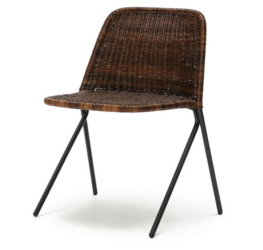 Kaki Chair | Feelgood - 1 piece Design Jamie McLellan Material rust rattan - charcoal metal structure Price 419 € > sale 251 €