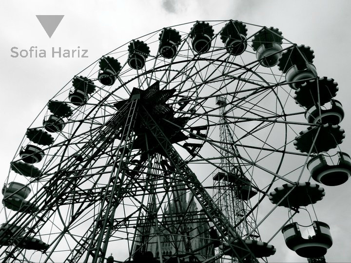 Ferris-wheel - Barcelona, Spain