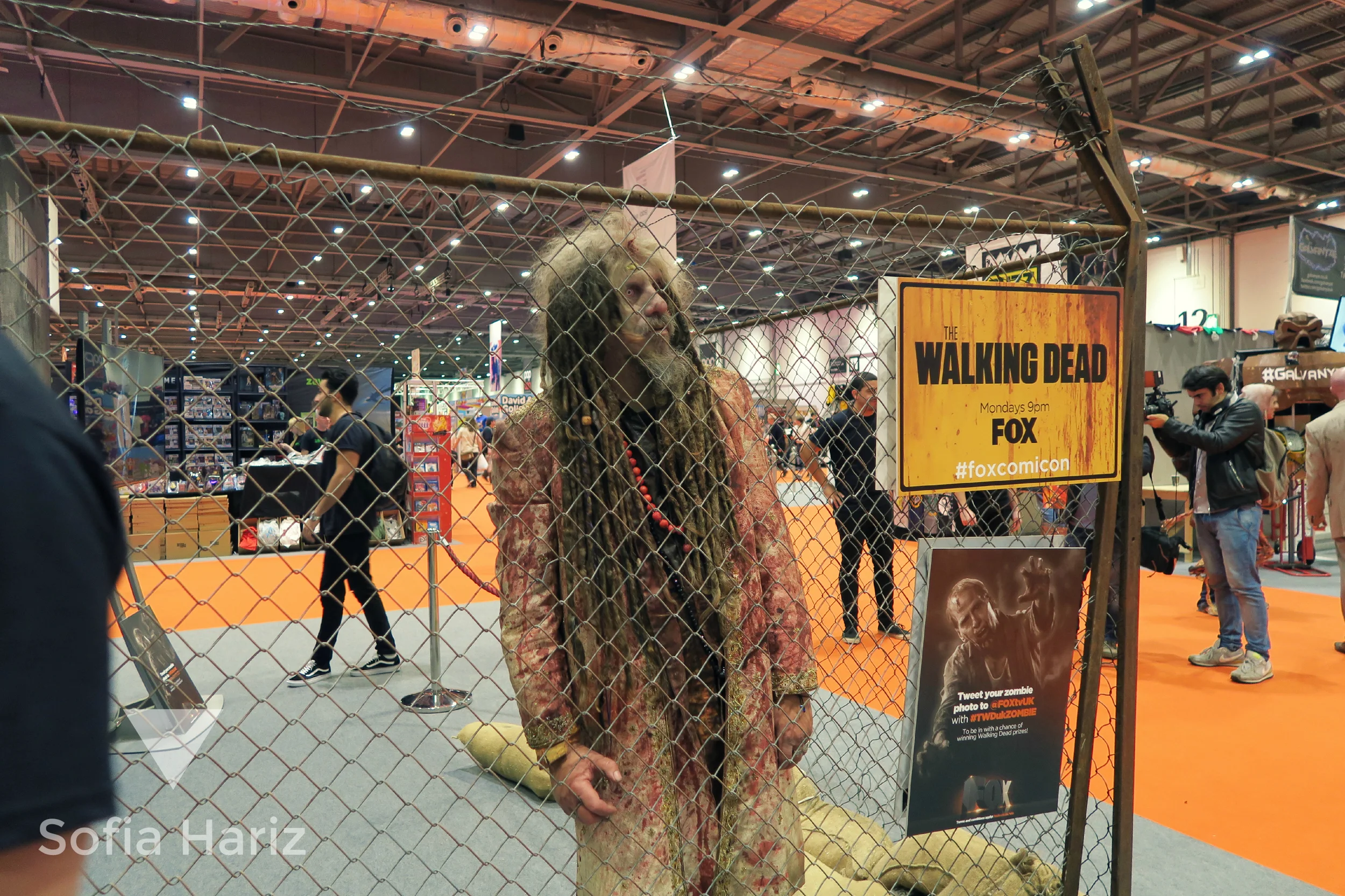 A Rob(bed) zombie....