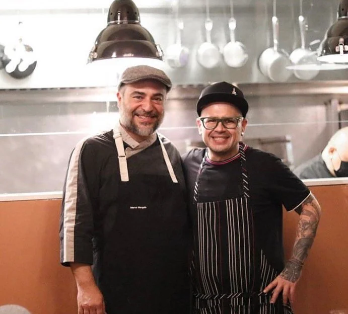 Gracias por una gran noche #entreamigos.
En @restamaranta con @pablo_salasc 
#takeover Broka en Amaranta.
Nos vemos en el patio este 25 de mayo a las 8 pm.
@pablo_salasc de visita en nuestra cocina.
Reserva vía WA
+52 55 8425 6533 
$850 p/p