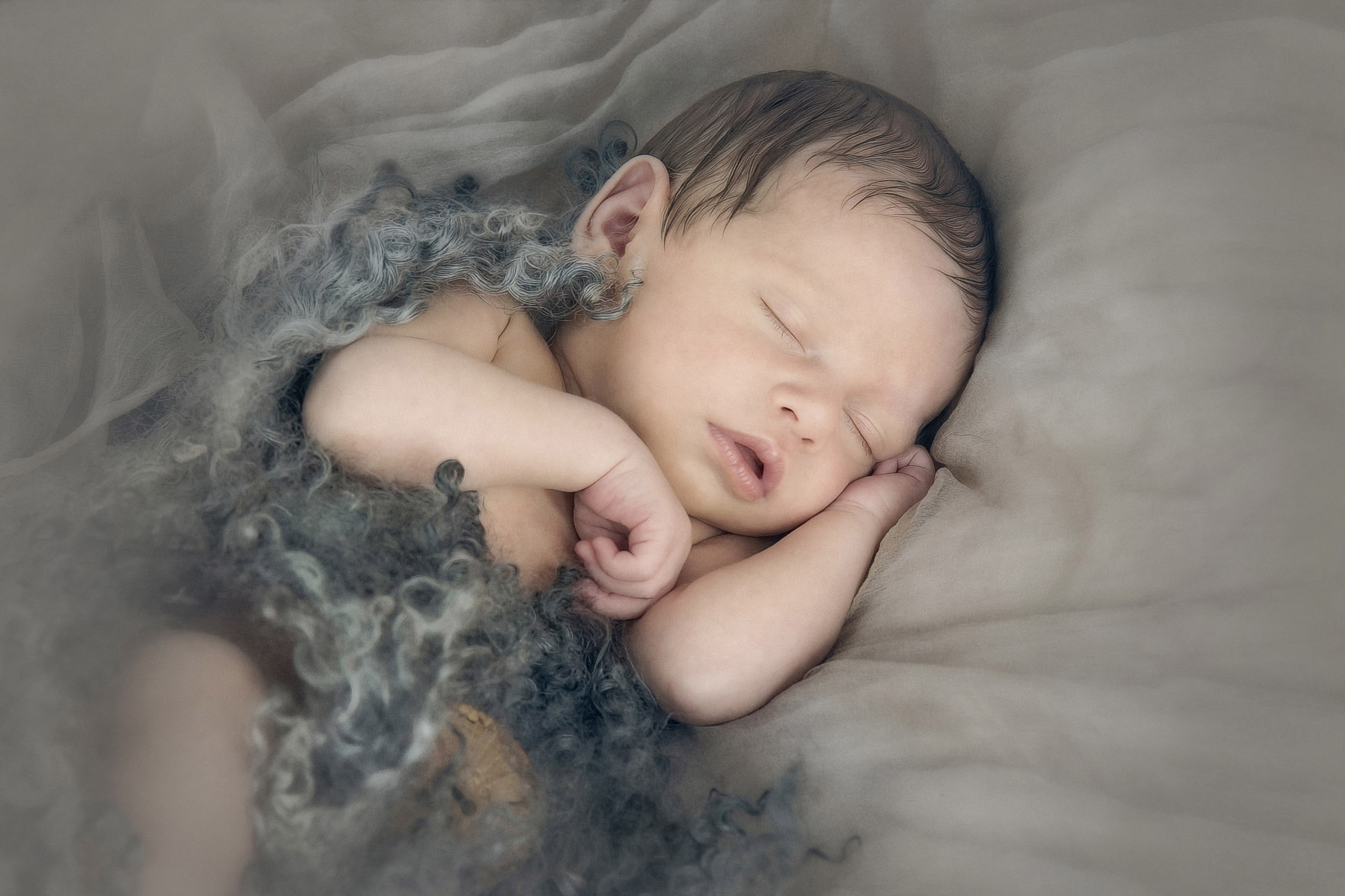 regina-newborn-photographers-free-lense-photo-005.jpg