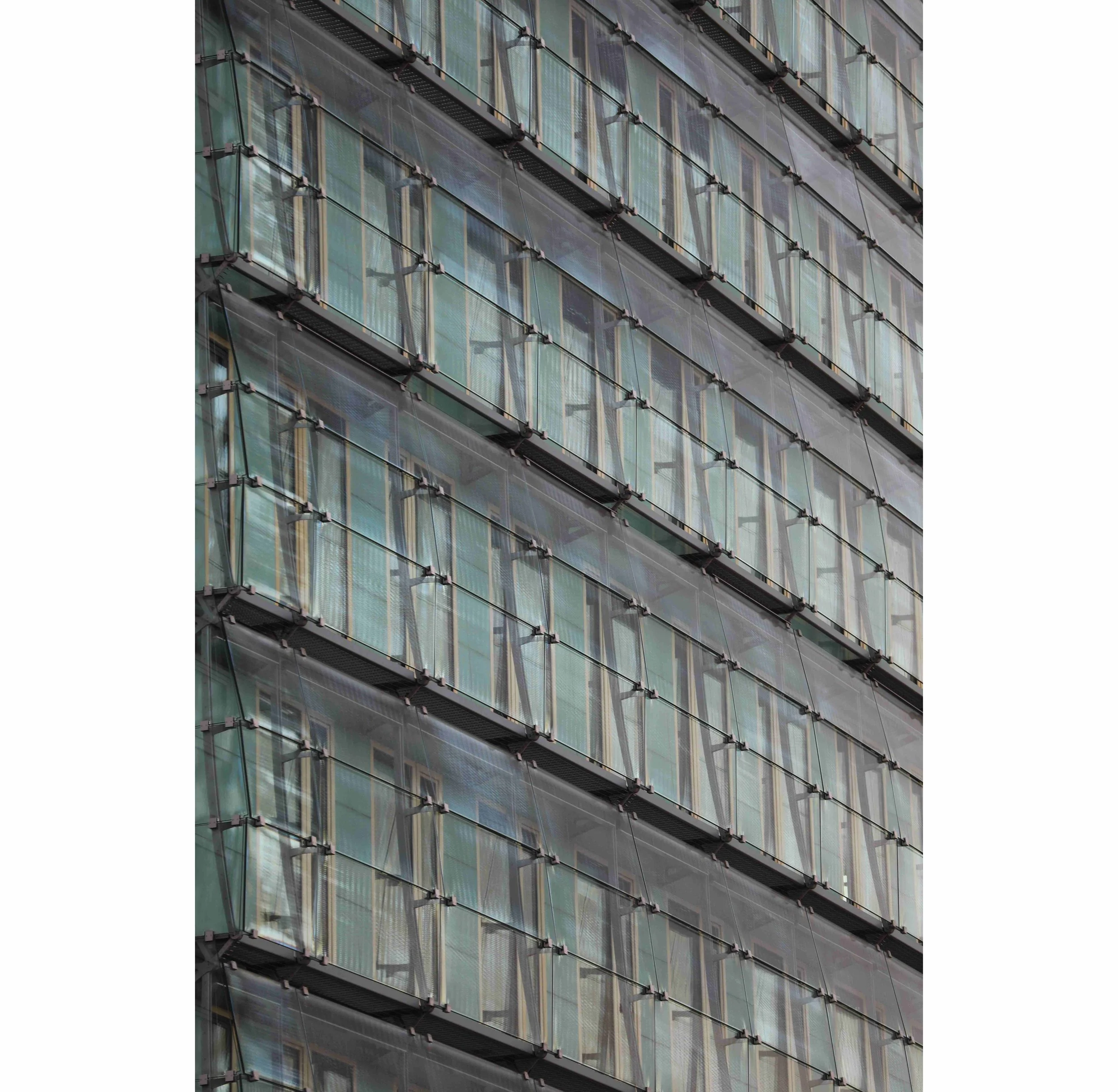 TIERGARTEN GLASS
