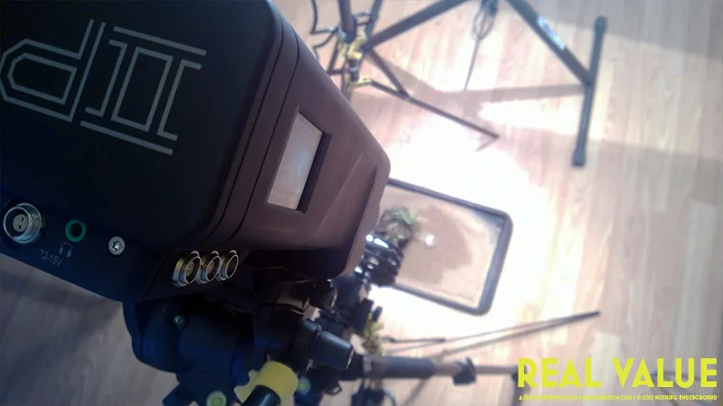 behindthescenes5.jpg