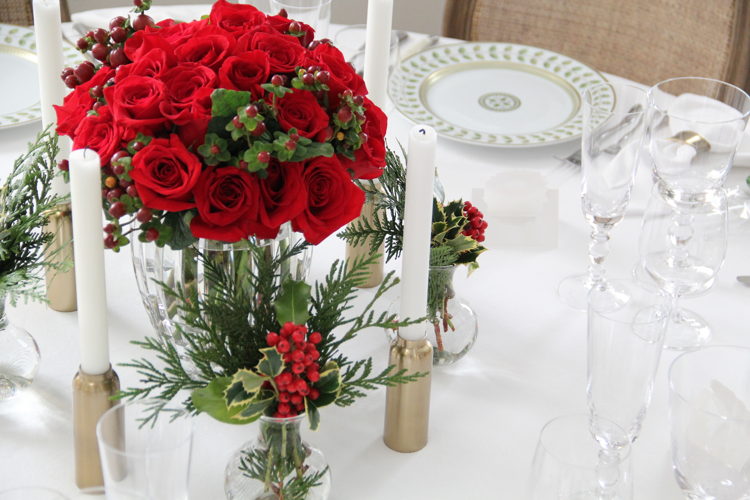 Christmas Tablescape 11.JPG