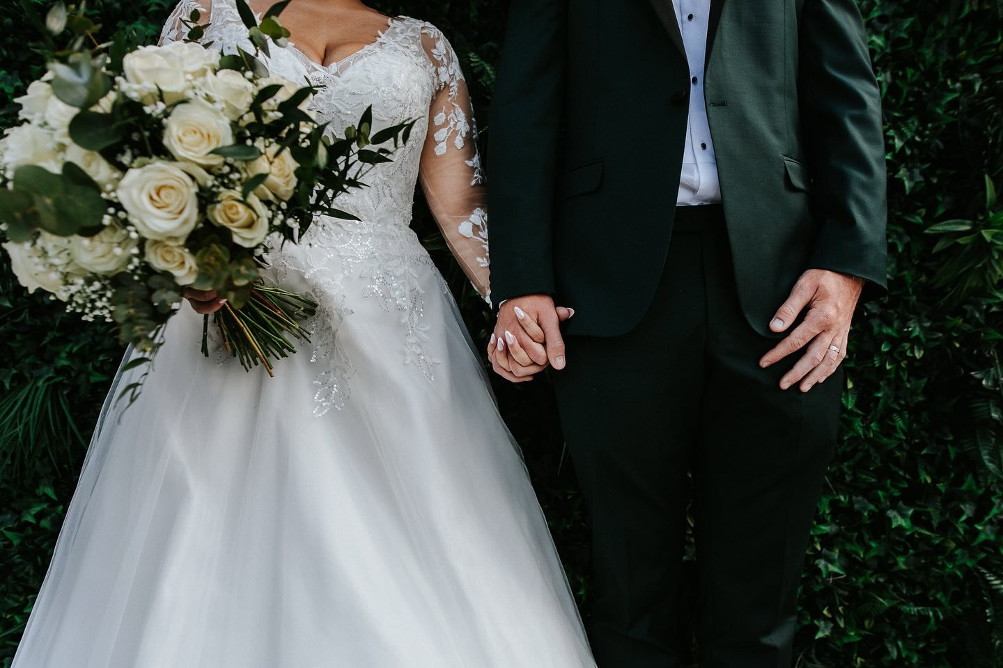 TIS THE SEASON ☀️💒 It&rsquo;s that time of year where the season is in full swing! Wedding days, gallery editing and enquiries coming in for 2026/27 🎉

This usually means my social content can slow down a little bit, but rest assured I&rsquo;m here