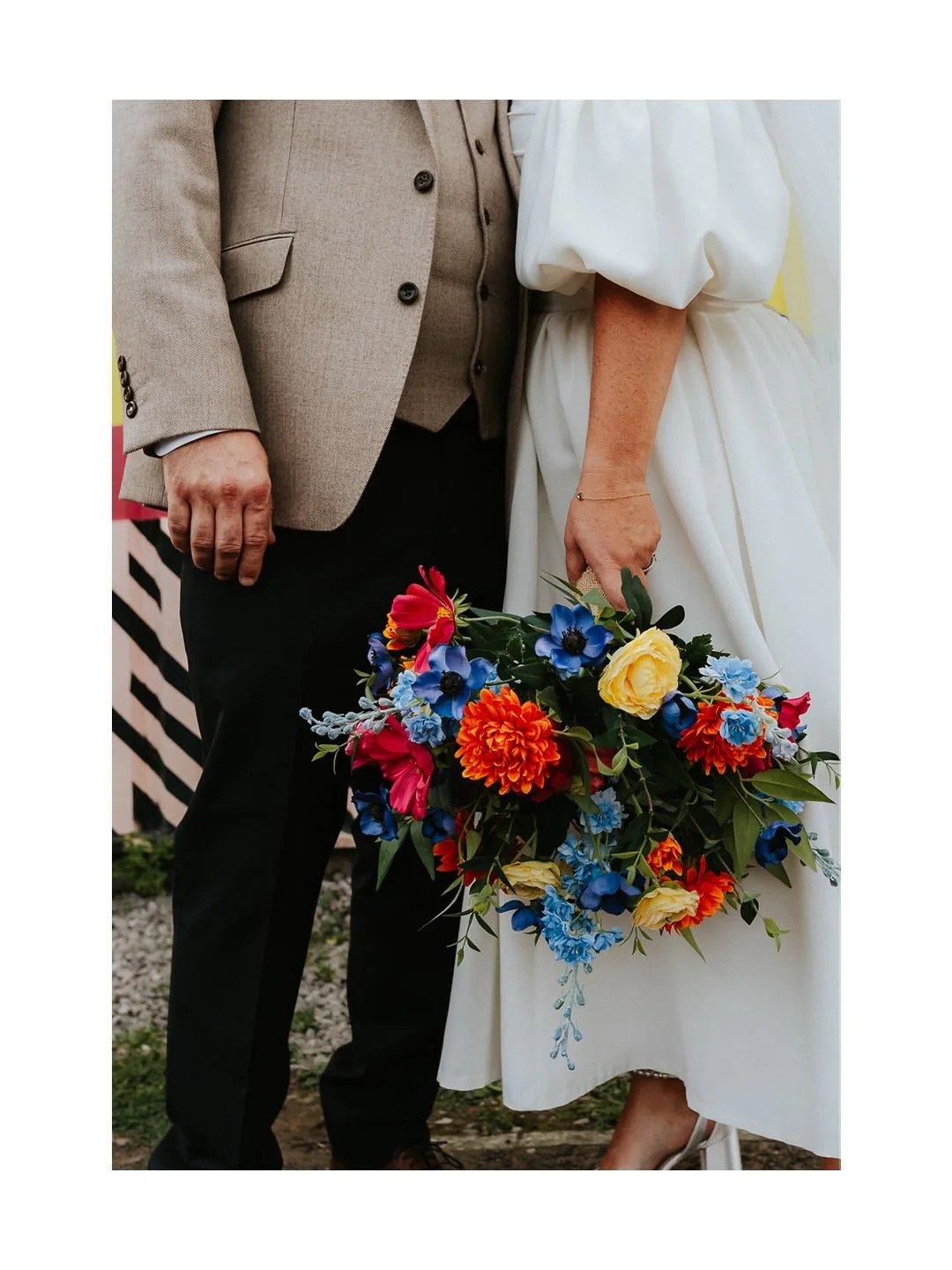 Wedding package breakdown 🤘🏻

⚡️Full Day: EVERYTHING. Your morning, day &amp; evening covered. From prep to first dance&hellip; the whole shebang!

⚡️Half Day: Perfect if you&rsquo;re only looking to capture part of your day, or want something a li