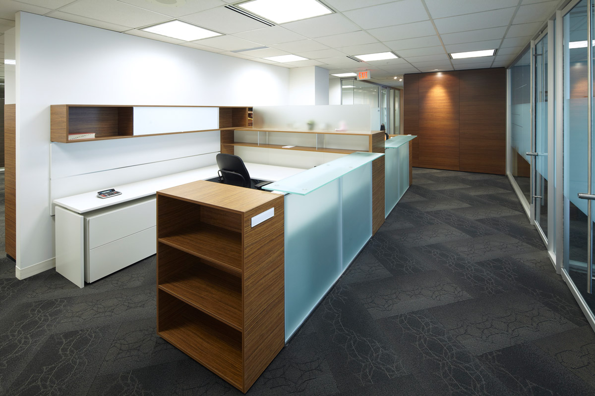 Norton Rose Fulbright Canterra Tower, Calgary 2012 A timeless space that accurately reflects the first-class international law firm residing within it. Rich woods, natural materials, reflective surfaces, and crisp detailing create a fresh but also inviting atmosphere. 