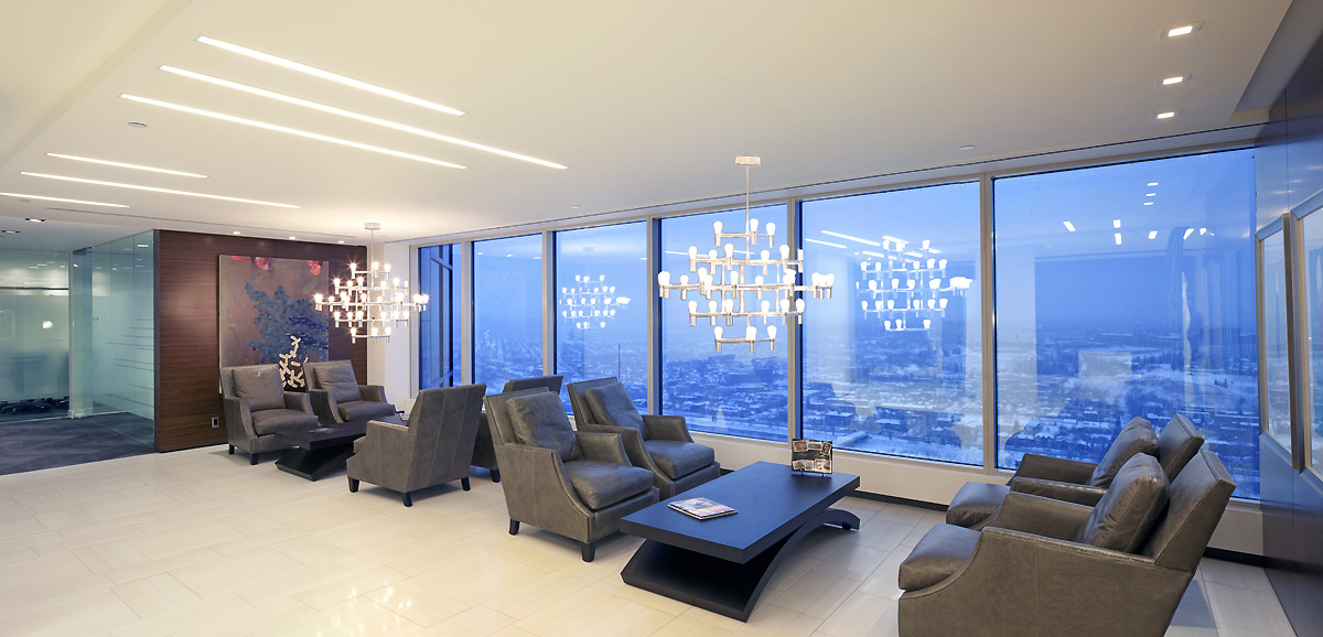 Norton Rose Fulbright Canterra Tower, Calgary 2012 A timeless space that accurately reflects the first-class international law firm residing within it. Rich woods, natural materials, reflective surfaces, and crisp detailing create a fresh but also inviting atmosphere. 