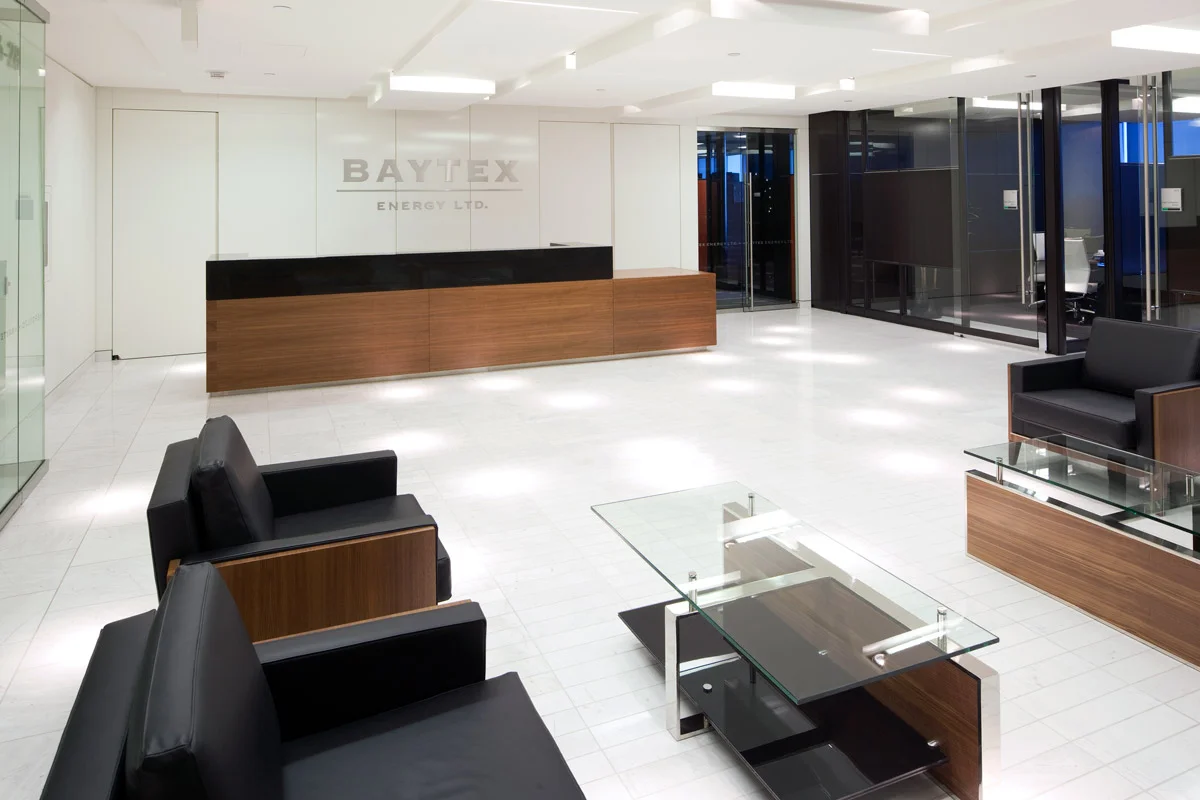 Baytex Energy Corp Centennial Place, Calgary 2009 A high-contrast tenant improvement that uses colour and variations in material finish to break-down long interior corridors and provide way-finding. Clerestory glass is used to make rooms feel larger.