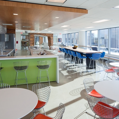 Bright-Daylighting-in-Employee-Bistro.jpg