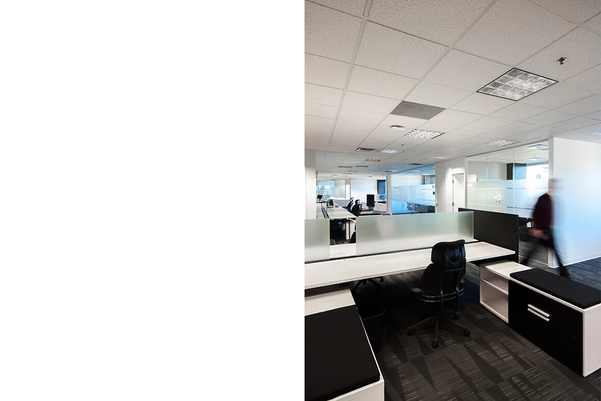 De Beers Mining recently relocated their Canadian headquarters to Calgary, positioning themselves closer to their operations in NWT. The office interior design is reflective of their achromatic, crisp brand.