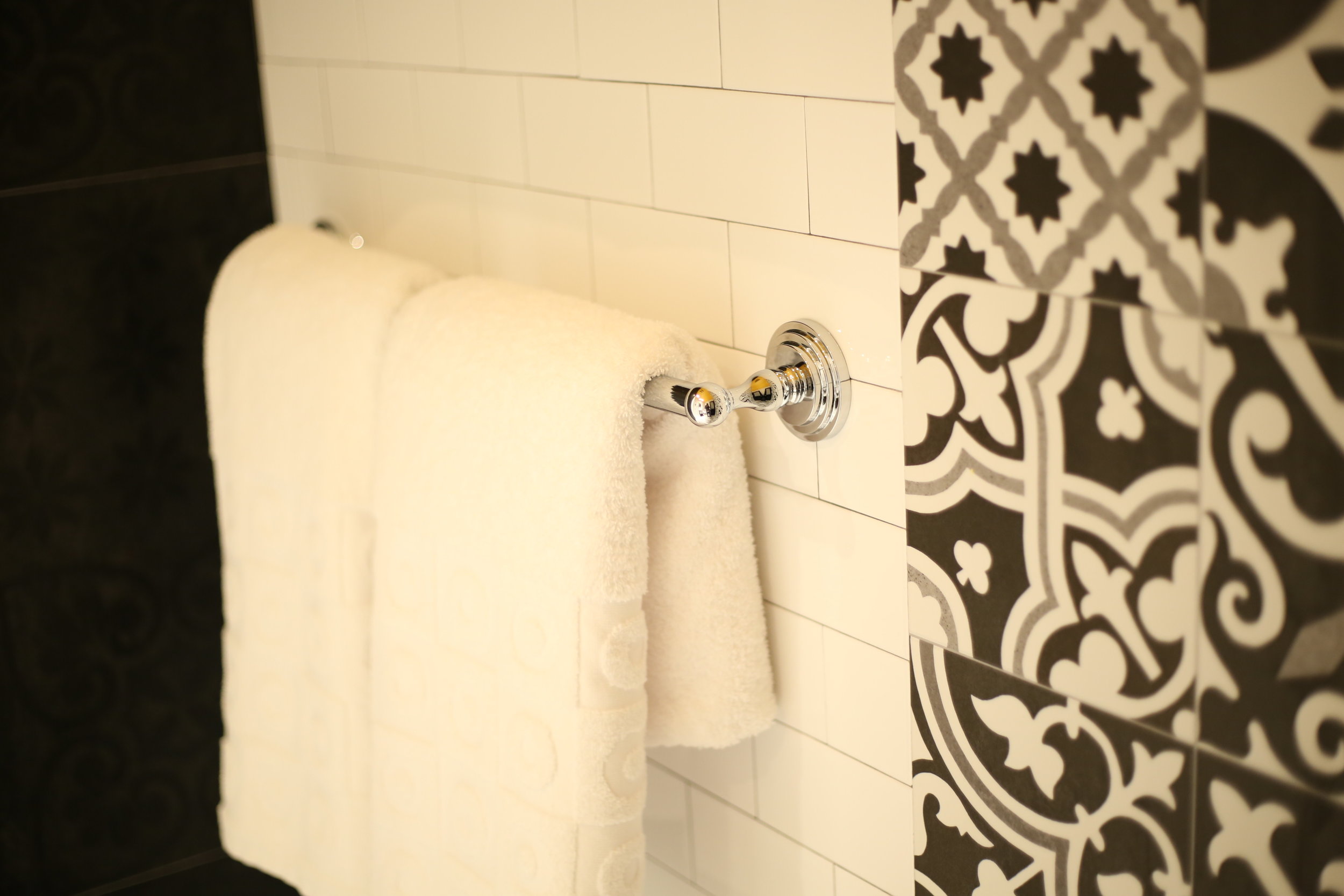 Premium Bathroom Towel Rack.JPG