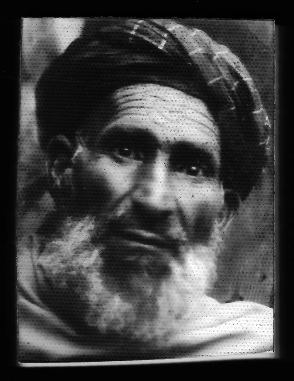 Box Camera photo by Muhammad Ishaq. Jalalabad.