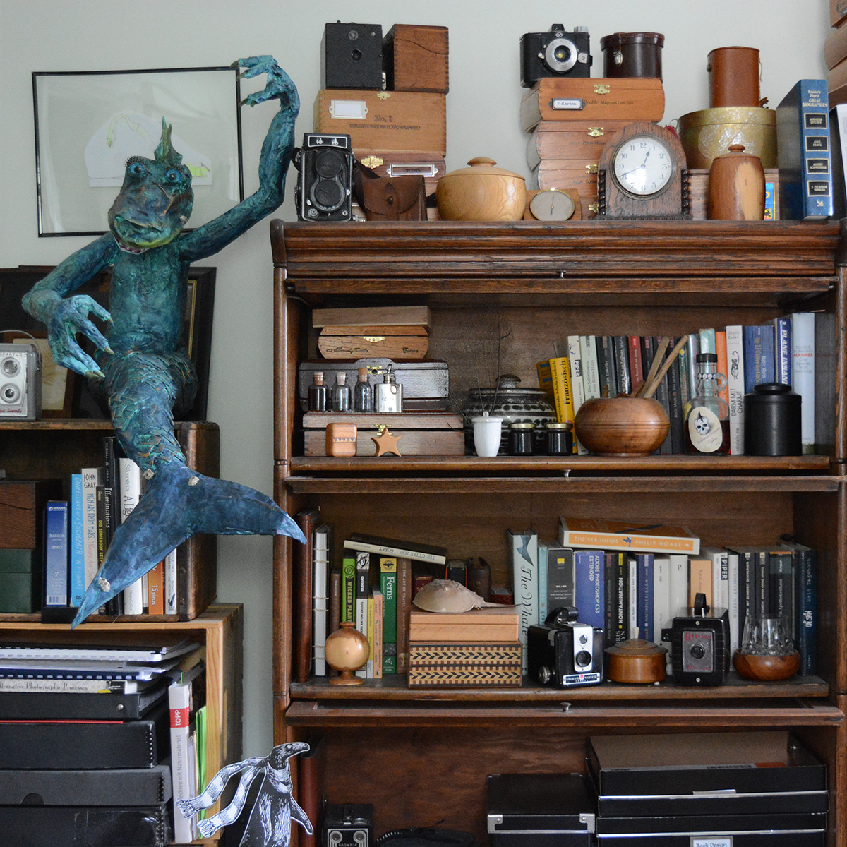 Photographer Silke Hase 's curious collection of art and books.