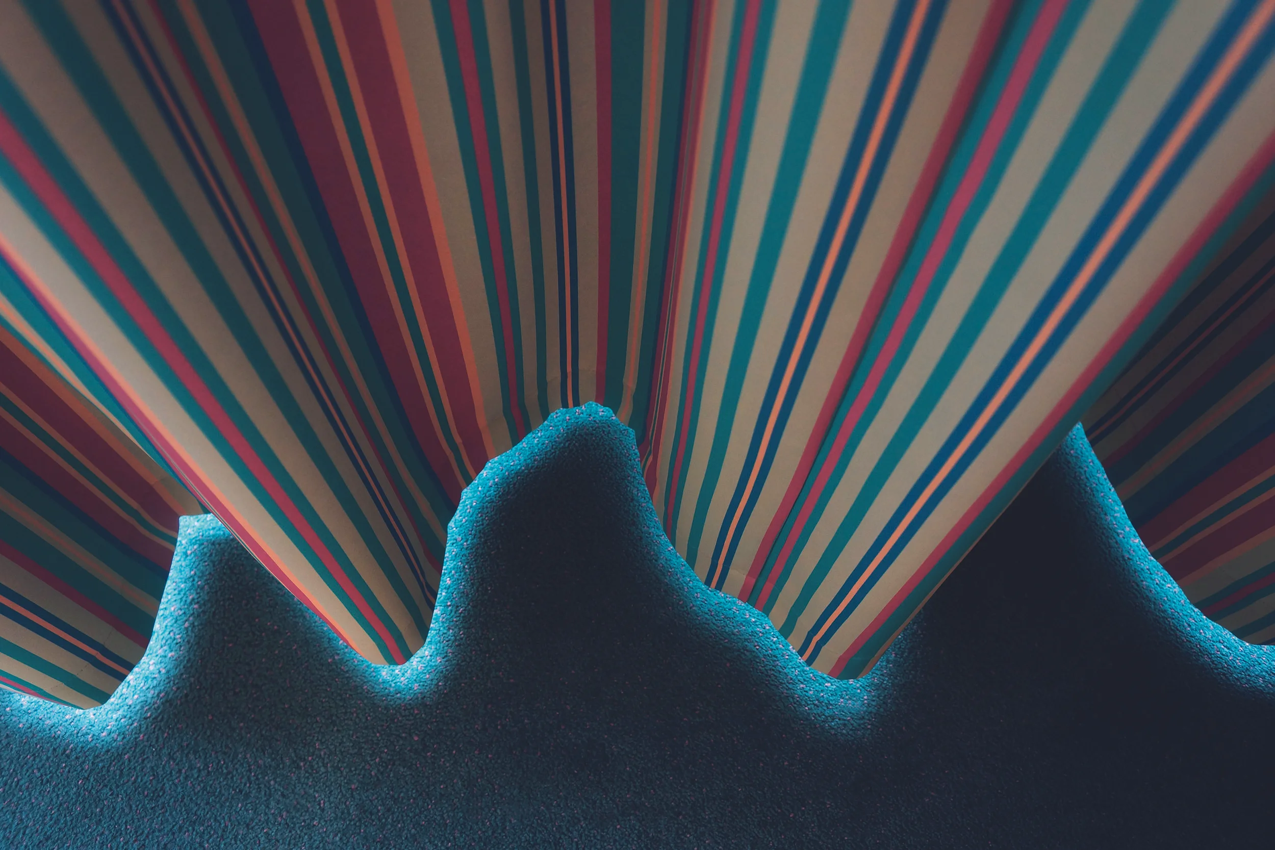 "Waves and Mountains" from the book "Six Degrees of Freedom" by Jessica Backhaus