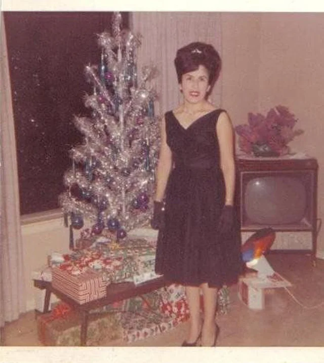 Christmas-tree-mom-25.jpg